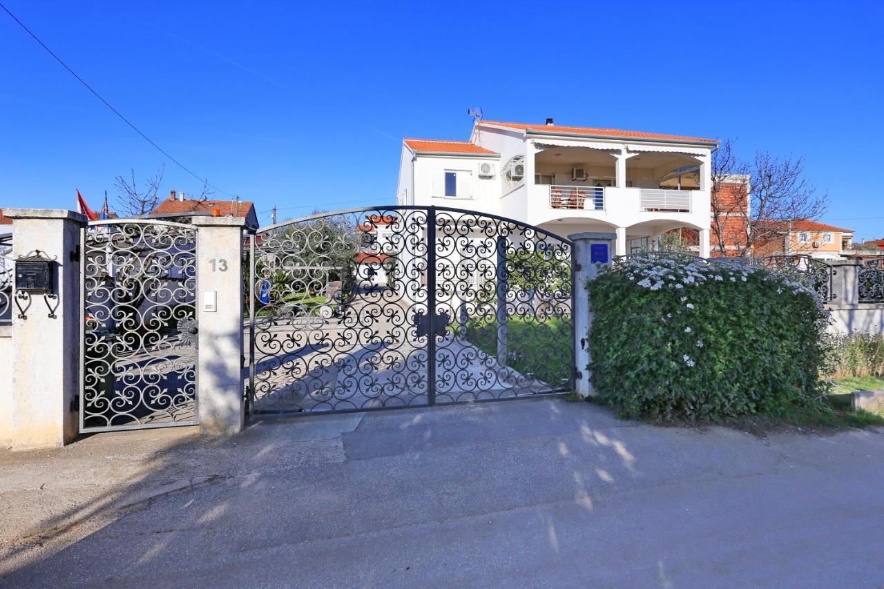 Villa Hacienda Mia Zadar Exterior foto