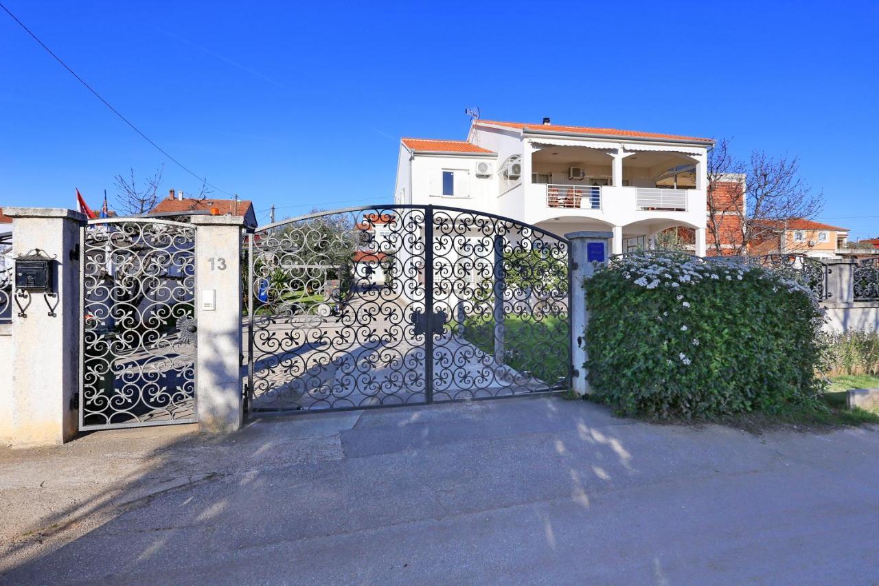 Hacienda Mia With Pool,Bbq,Free Parking Zadar Exterior foto